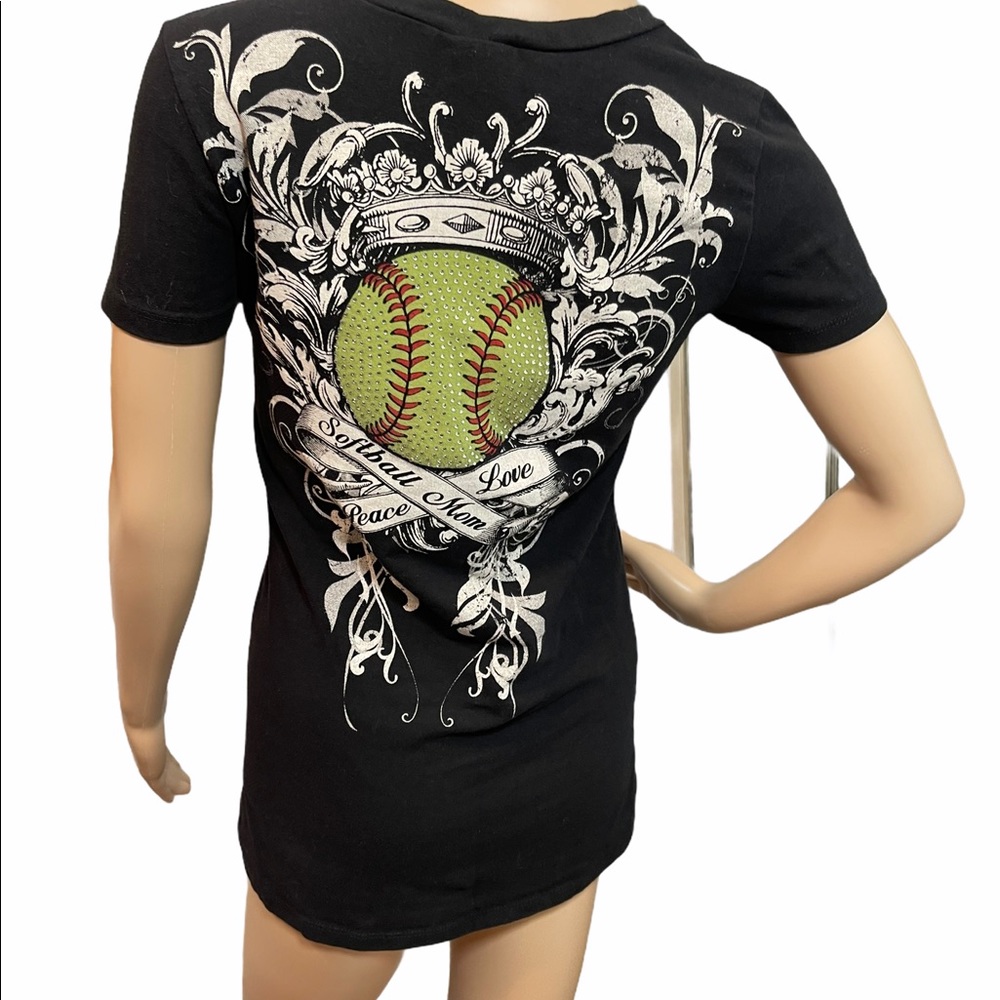 Softball Mom tag missing Fits S/M